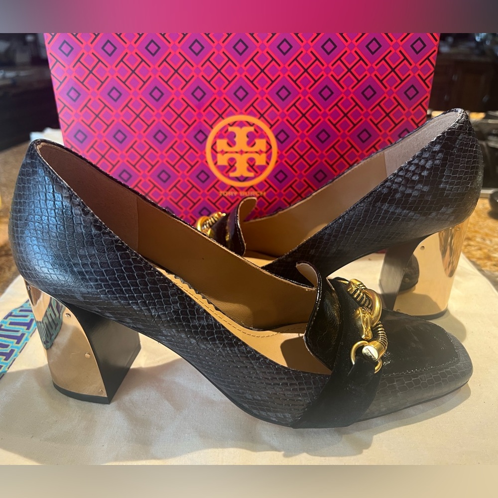 Tory Burch Jessa Snake Printed Leather Pumps